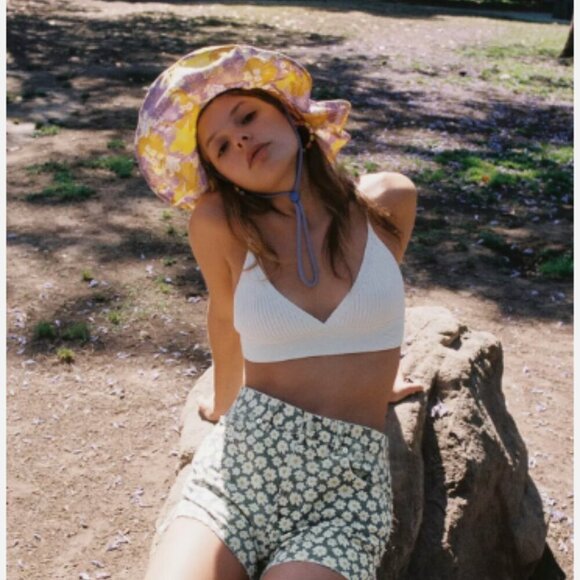 Zara Pants - Zara Daisy Floral Denim High Rise Short